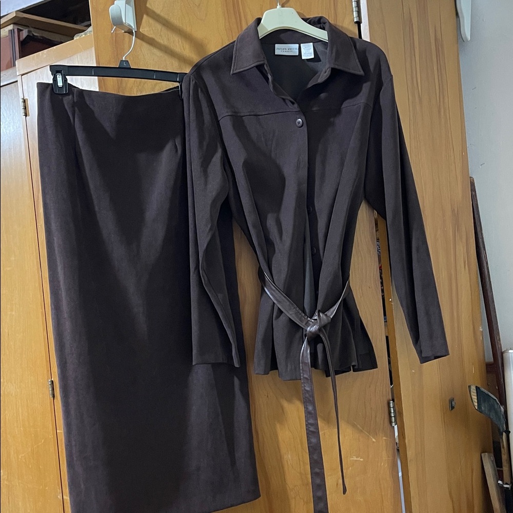 Jaclyn Smith Classic Brown Blazer and Skirt